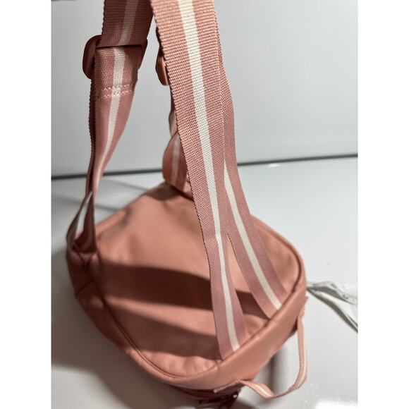 Puma medium to small pink backpack purse leather, 11x9x2.5 for girls & women - Picture 14 of 14